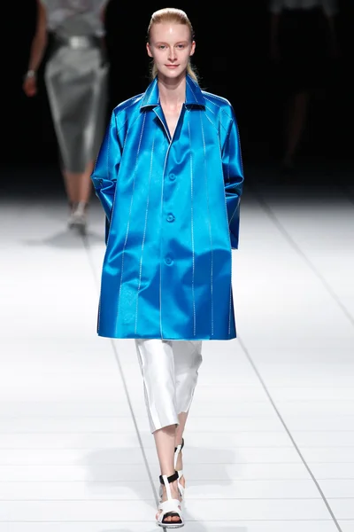 Look 7